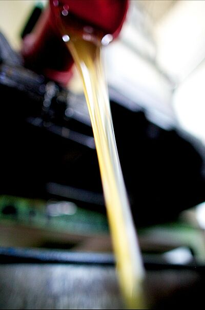 csm_oil-3_301aa158a8.jpg